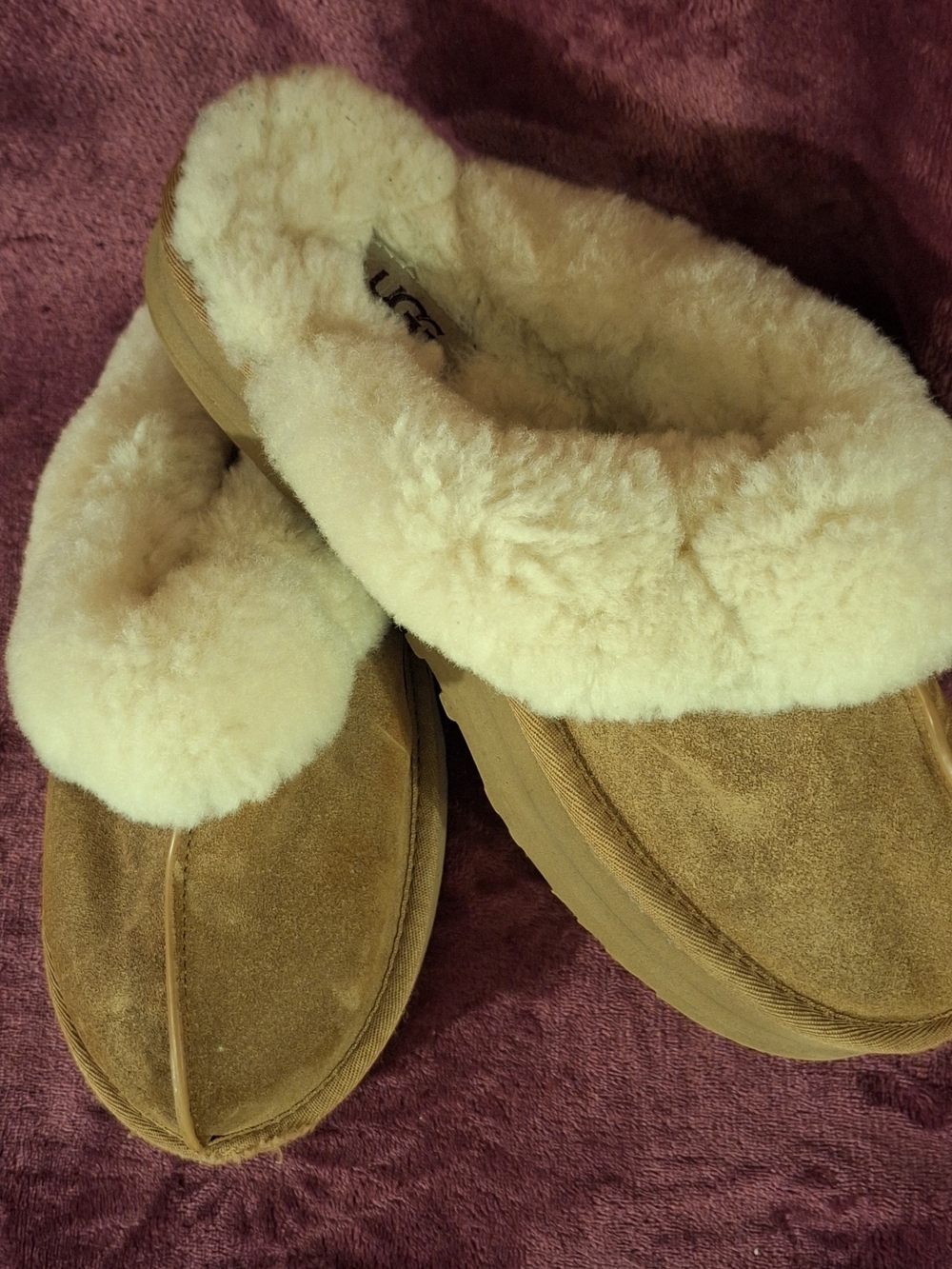 UGG Chestnut Suede Shearling Slippers with Cream Lining - Picture 5 of 6